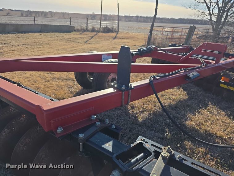 image for item DZ3800 Case IH RMX340 tandem disk