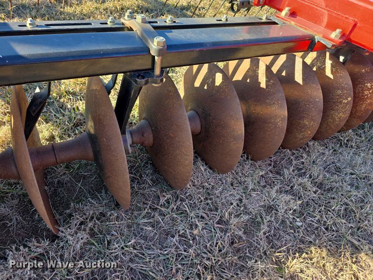 image for item DZ3800 Case IH RMX340 tandem disk