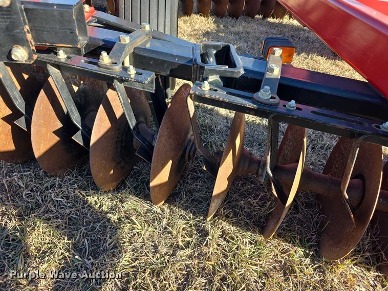 image for item DZ3800 Case IH RMX340 tandem disk