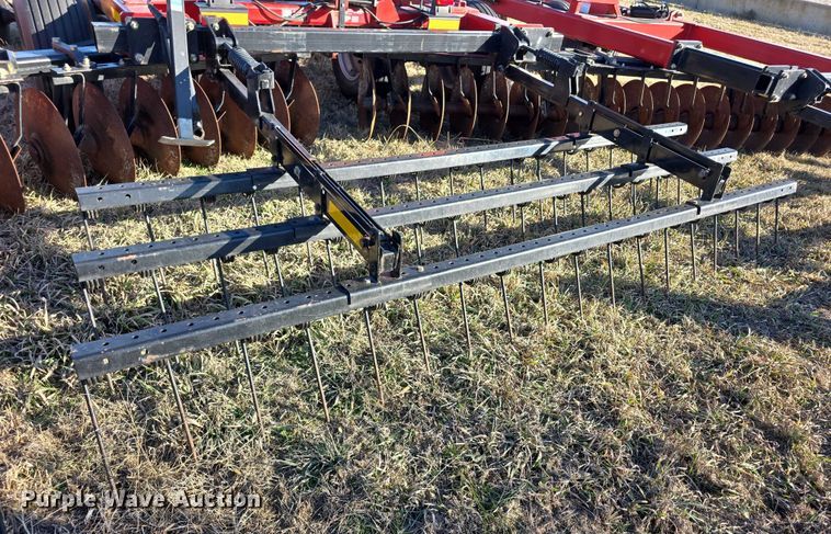 image for item DZ3800 Case IH RMX340 tandem disk