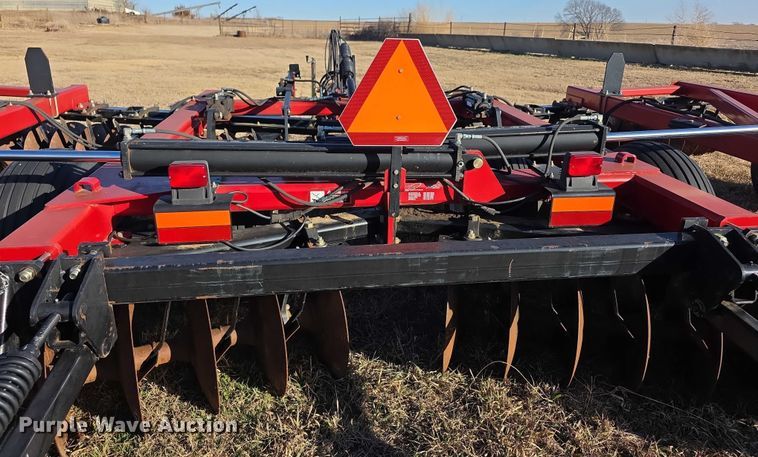 image for item DZ3800 Case IH RMX340 tandem disk