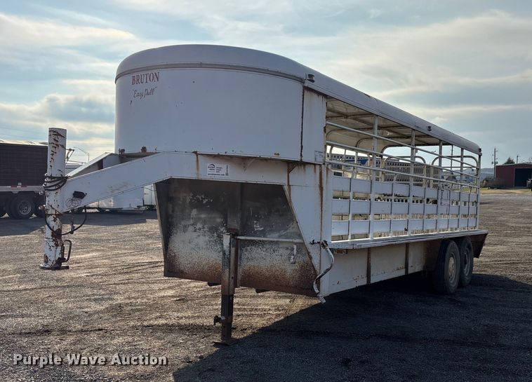 image for item EA7835 Bruton Easy pull livestock trailer