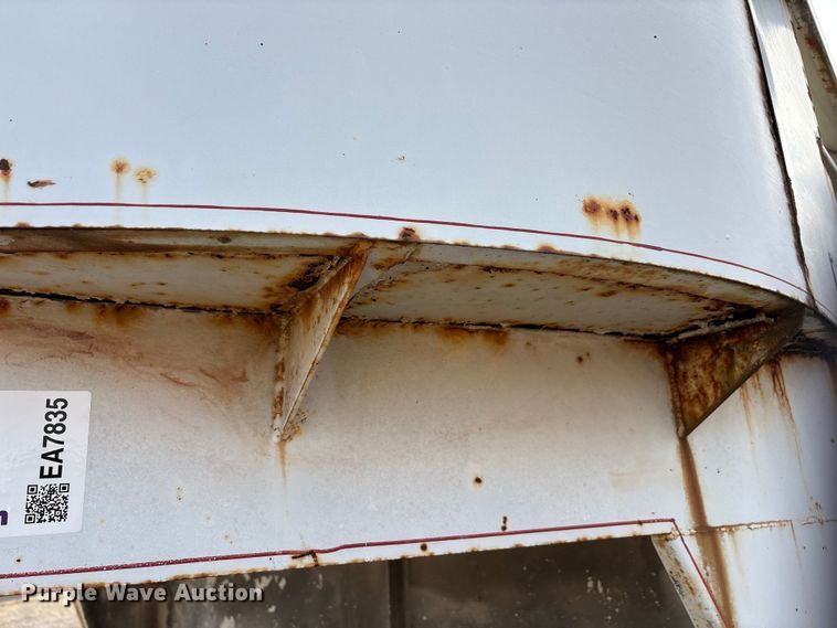 image for item EA7835 Bruton Easy pull livestock trailer