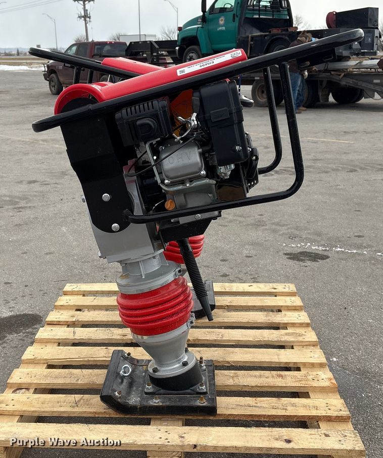 image for item EI5699 (2) 2025 Starvox HCD110 plate compactors