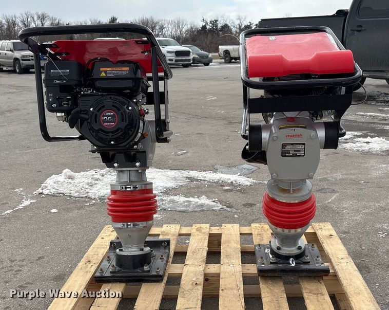 image for item EI5699 (2) 2025 Starvox HCD110 plate compactors