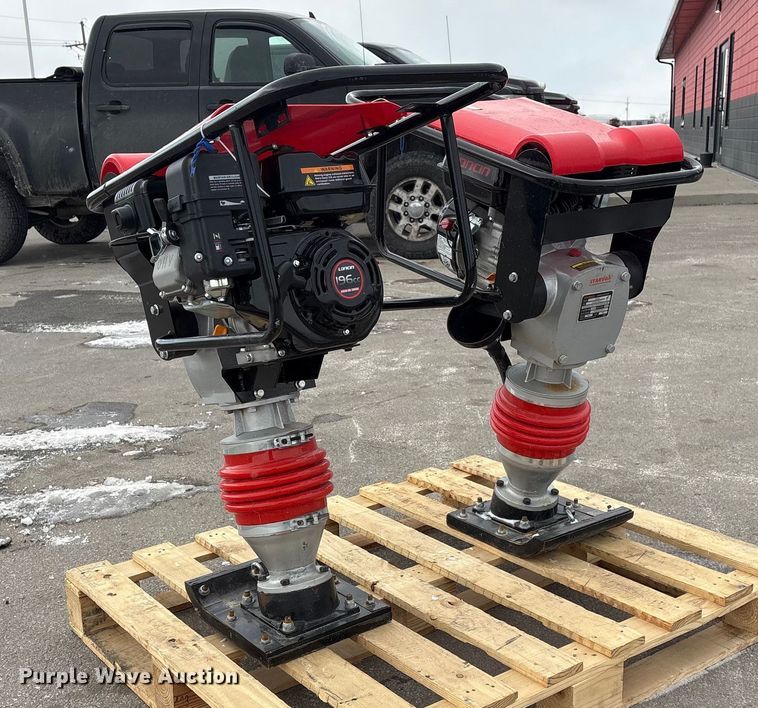 image for item EI5699 (2) 2025 Starvox HCD110 plate compactors