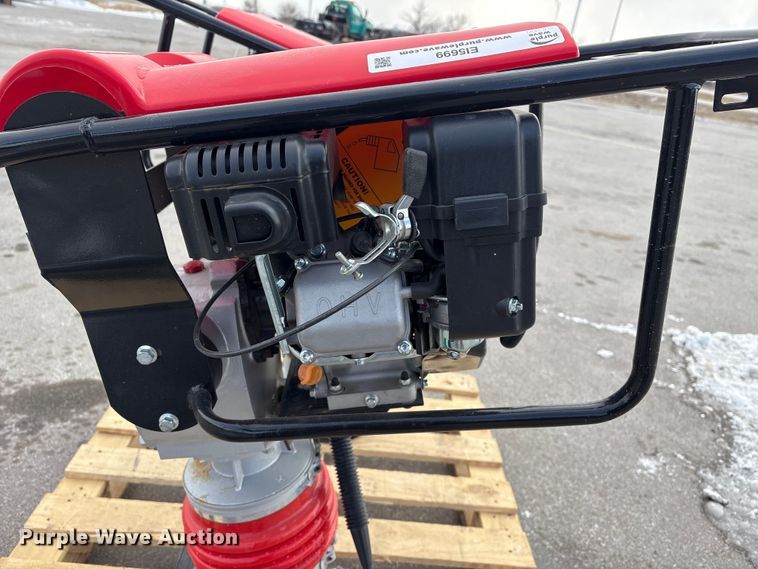 image for item EI5699 (2) 2025 Starvox HCD110 plate compactors