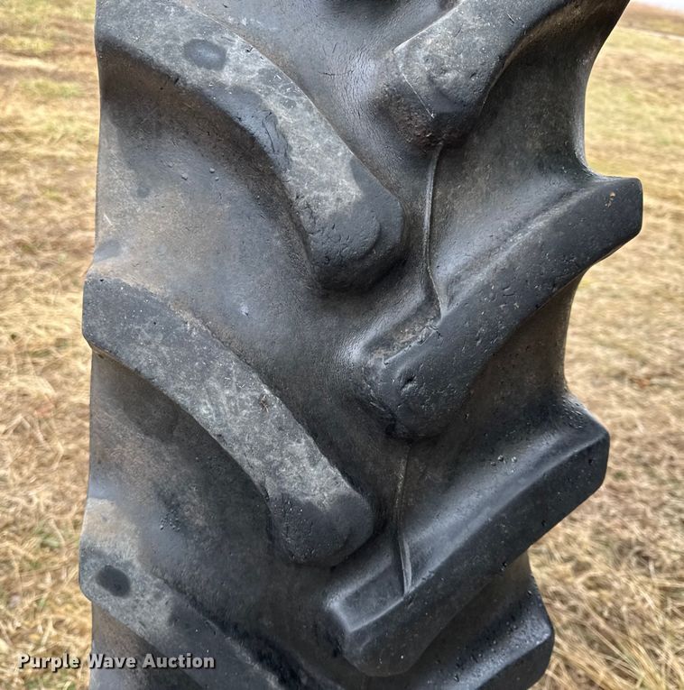 image for item EN0184 2005 John Deere 4720 sprayer