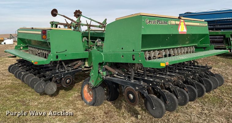 image for item EN0185 Great Plains 3S-3000HD-4875 grain drill