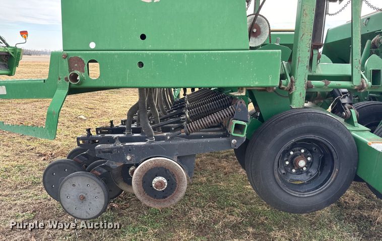 image for item EN0185 Great Plains 3S-3000HD-4875 grain drill