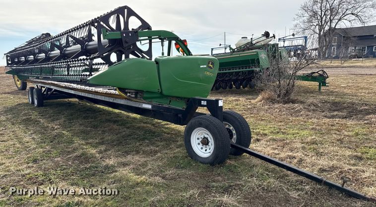 image for item EN0186 2012 John Deere 635FD flex draper head