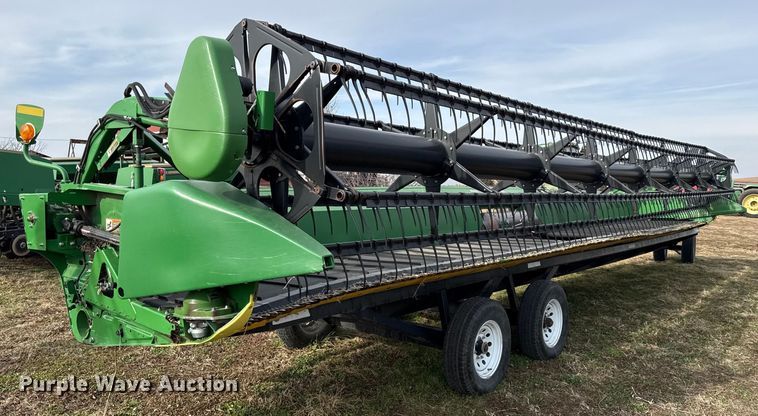 image for item EN0186 2012 John Deere 635FD flex draper head