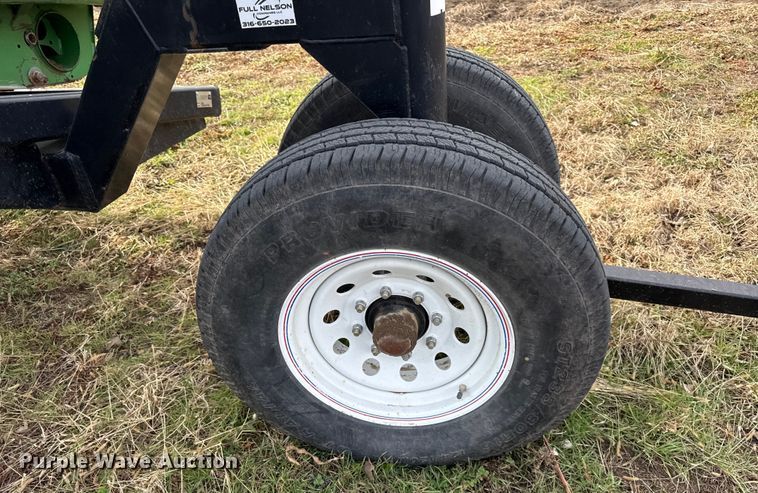 image for item EN0186 2012 John Deere 635FD flex draper head