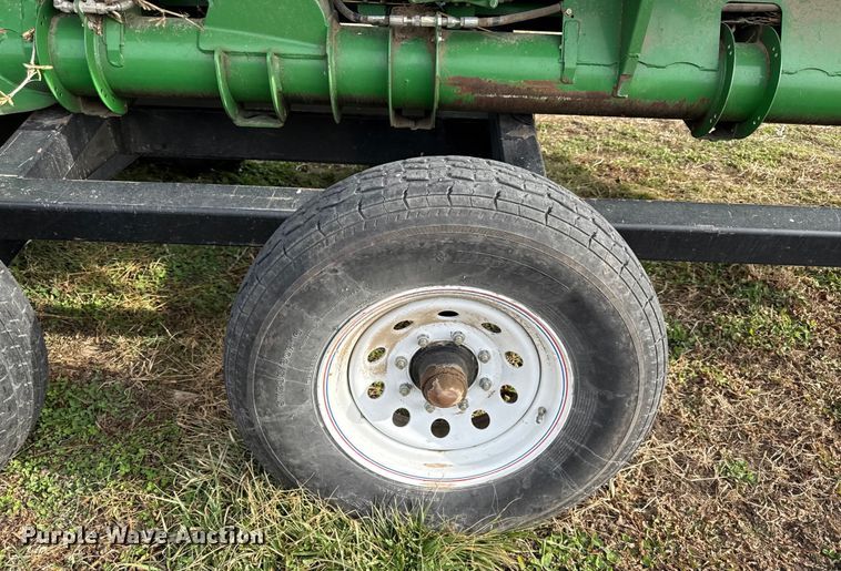 image for item EN0186 2012 John Deere 635FD flex draper head