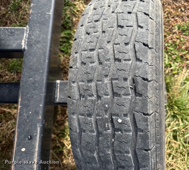 image for item EN0186 2012 John Deere 635FD flex draper head