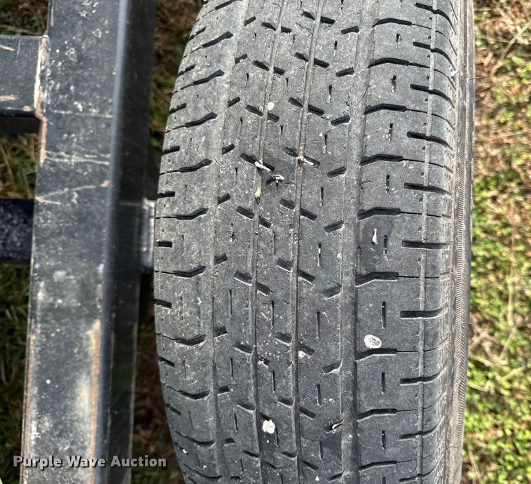 image for item EN0186 2012 John Deere 635FD flex draper head