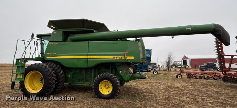 image for item EN0188 2009 John Deere 9770 STS combine