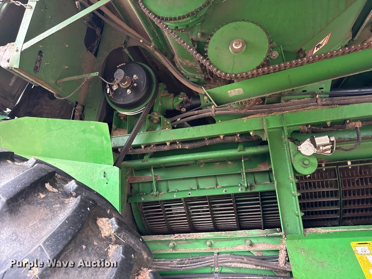 image for item EN0188 2009 John Deere 9770 STS combine