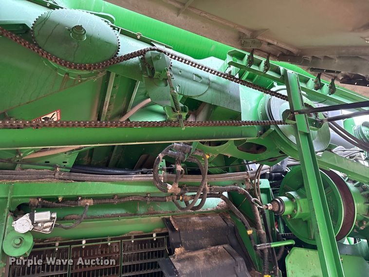 image for item EN0188 2009 John Deere 9770 STS combine