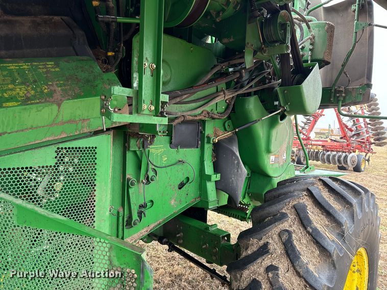 image for item EN0188 2009 John Deere 9770 STS combine