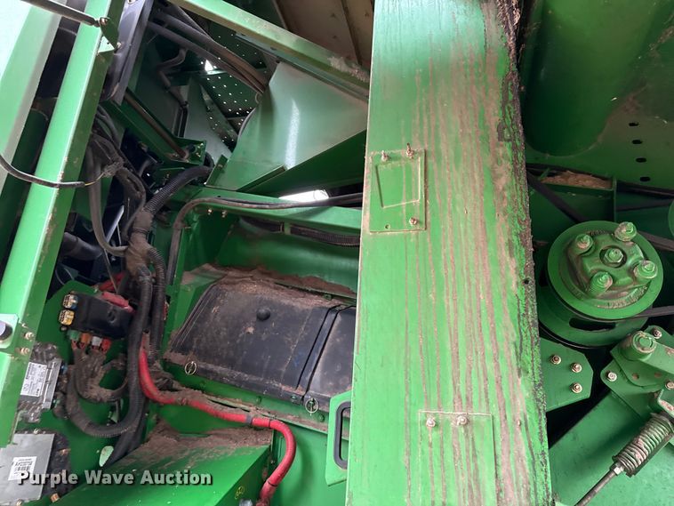 image for item EN0188 2009 John Deere 9770 STS combine