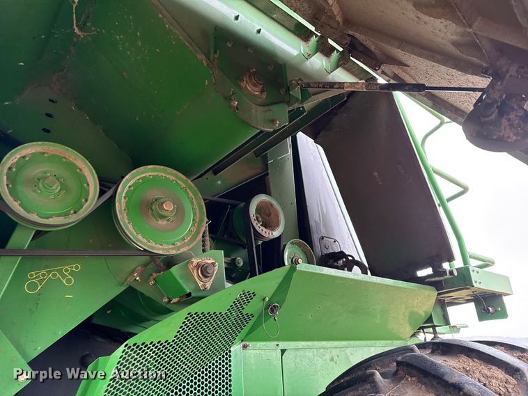 image for item EN0188 2009 John Deere 9770 STS combine