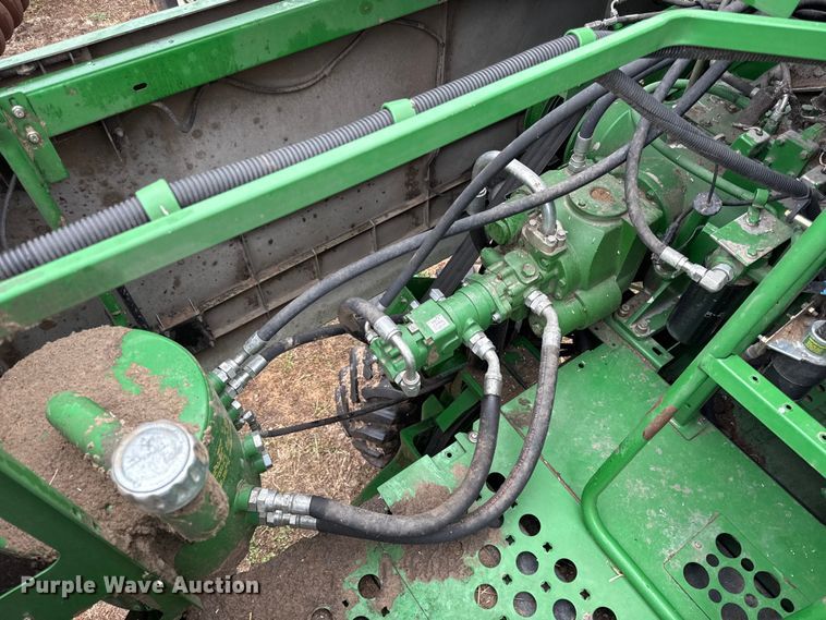 image for item EN0188 2009 John Deere 9770 STS combine