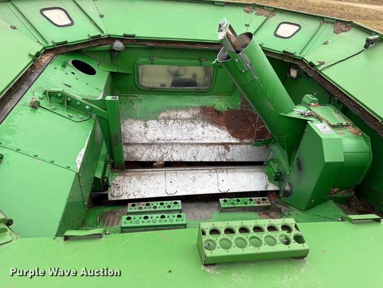 image for item EN0188 2009 John Deere 9770 STS combine