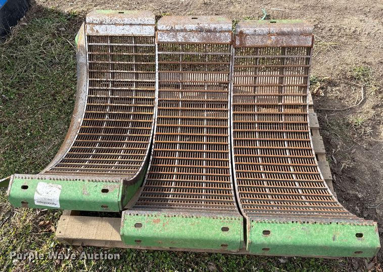 image for item EN0188 2009 John Deere 9770 STS combine