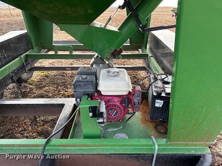 image for item EN0190 Minden Machine Shop Patriot 110 seed tender