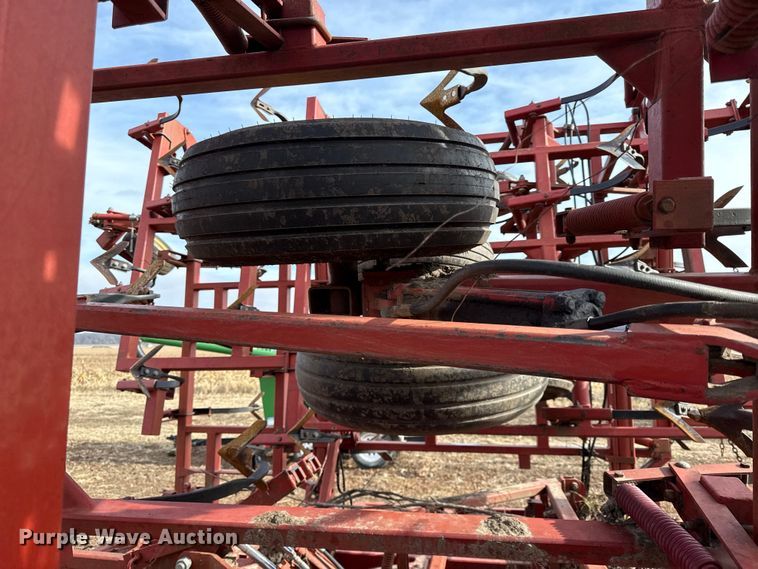 image for item EN0191 Sunflower 5054-47 field cultivator