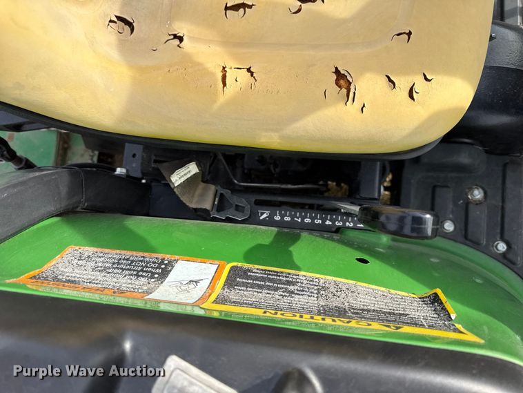 image for item EN0192 2015 John Deere 3038E MFWD tractor