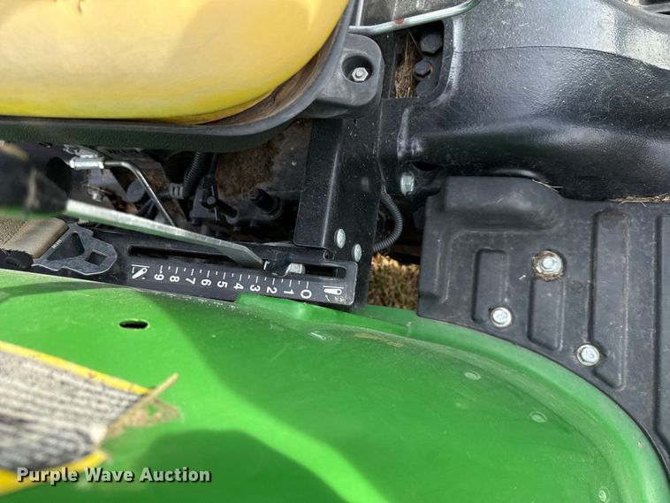 image for item EN0192 2015 John Deere 3038E MFWD tractor