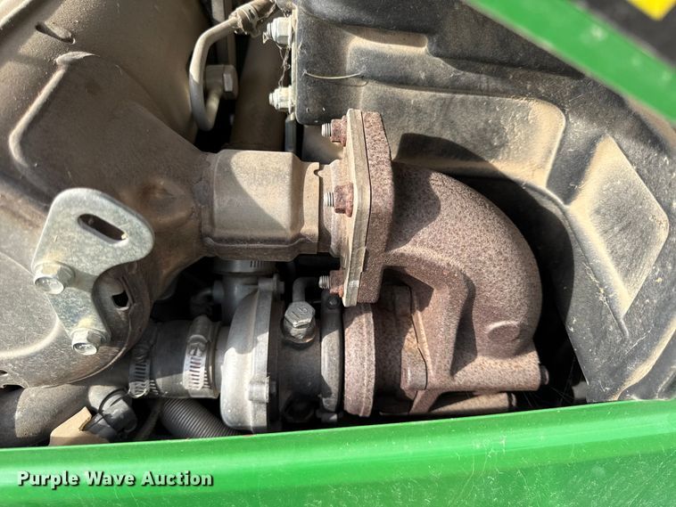 image for item EN0192 2015 John Deere 3038E MFWD tractor