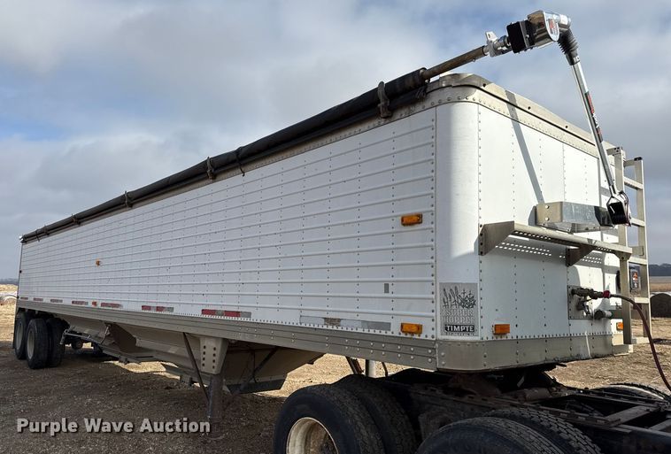 image for item EN0197 1995 Timpte Super Hopper grain trailer