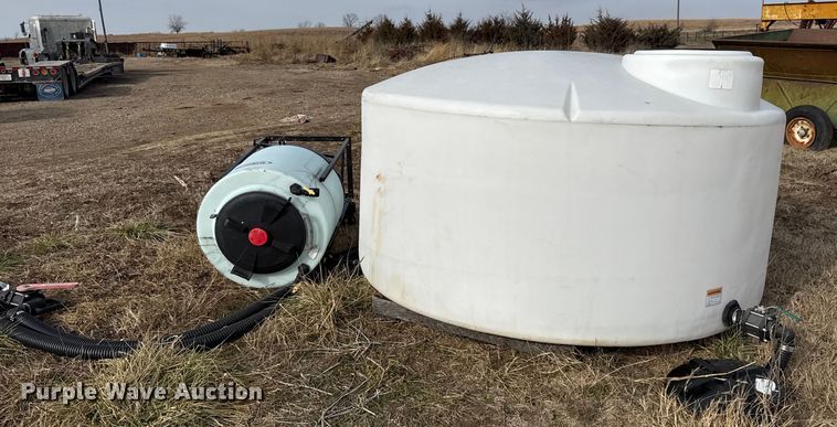 image for item EN0199 Spraying equipment