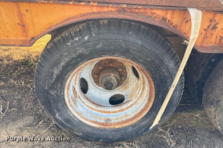 image for item EN0201 1987 Holden equipment trailer