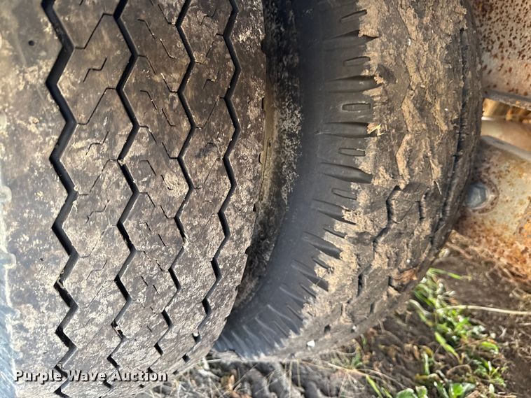 image for item EN0201 1987 Holden equipment trailer