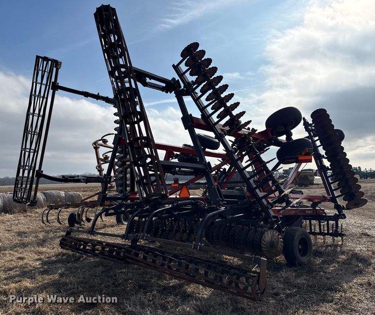 image for item EN0203 2008 Case IH 330 tandem disk