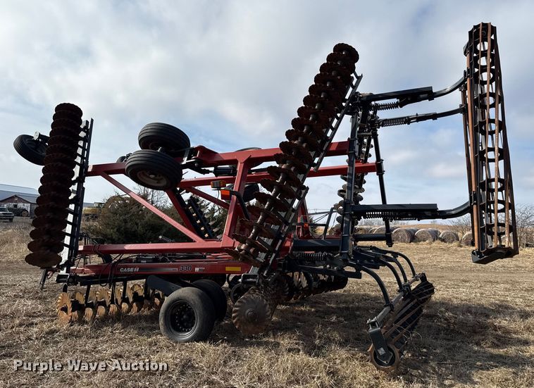 image for item EN0203 2008 Case IH 330 tandem disk