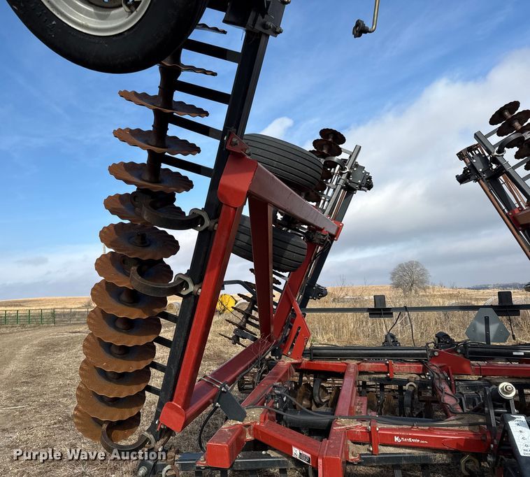 image for item EN0203 2008 Case IH 330 tandem disk