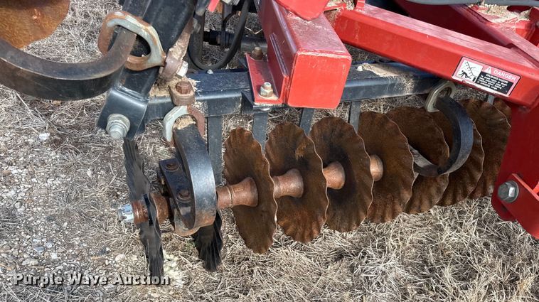 image for item EN0203 2008 Case IH 330 tandem disk