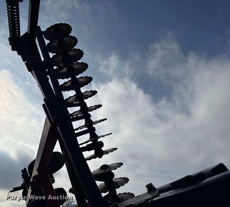 image for item EN0203 2008 Case IH 330 tandem disk