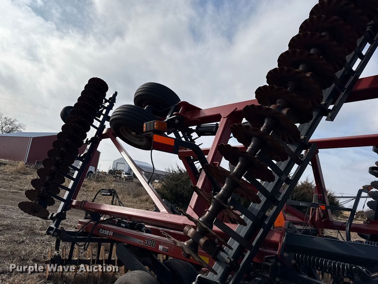 image for item EN0203 2008 Case IH 330 tandem disk