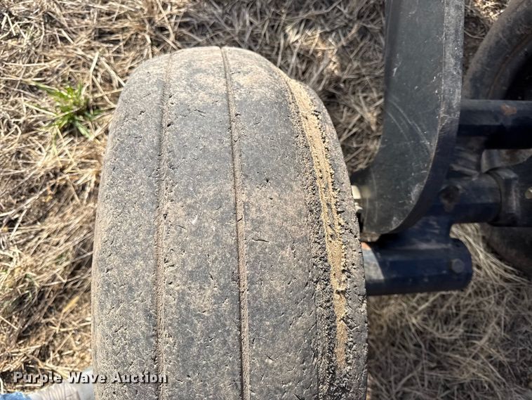 image for item EN0203 2008 Case IH 330 tandem disk