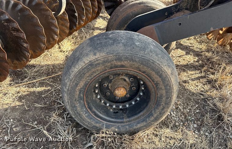 image for item EN0203 2008 Case IH 330 tandem disk