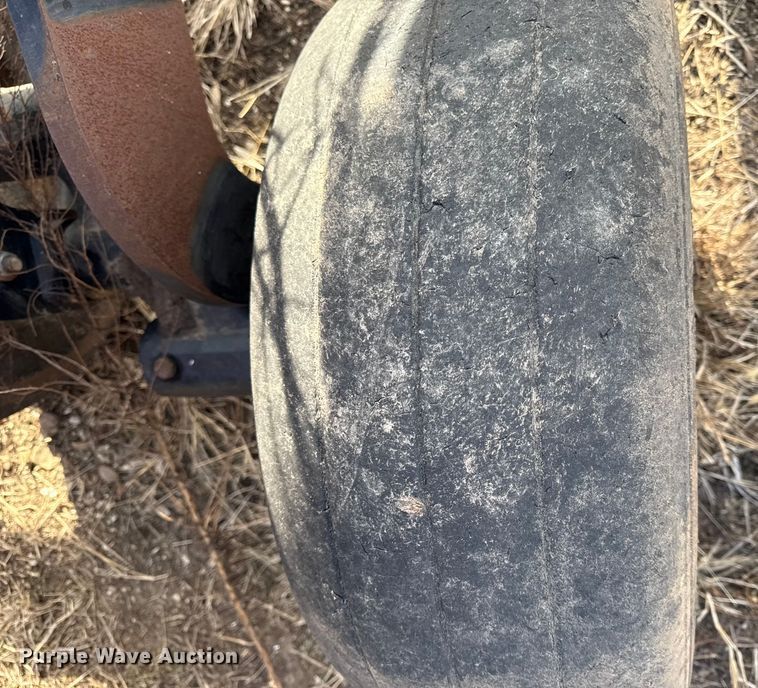 image for item EN0203 2008 Case IH 330 tandem disk