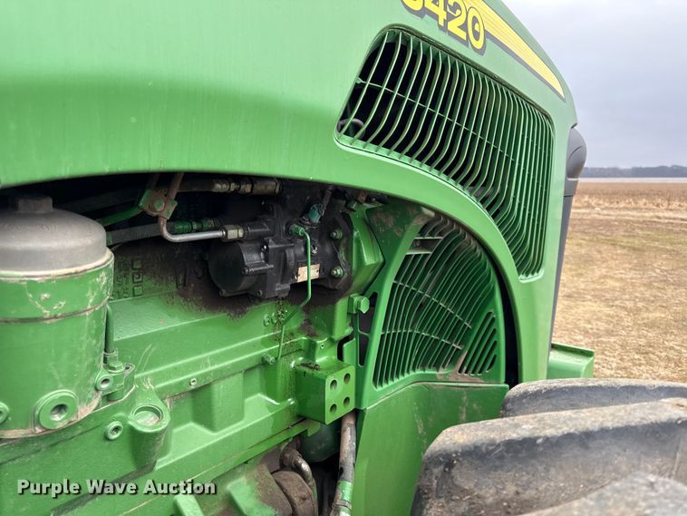 image for item EN0204 2002 John Deere 8420 MFWD tractor