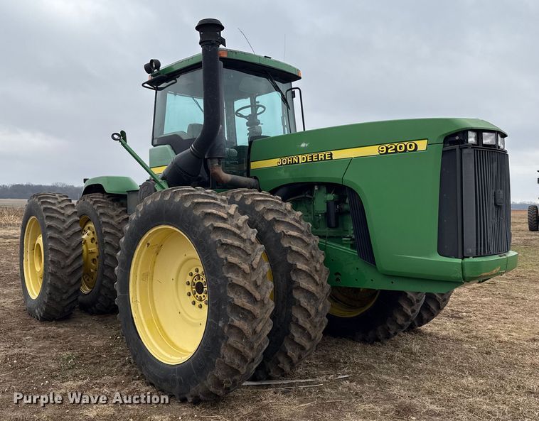 image for item EN0205 1999 John Deere 9200 4WD tractor