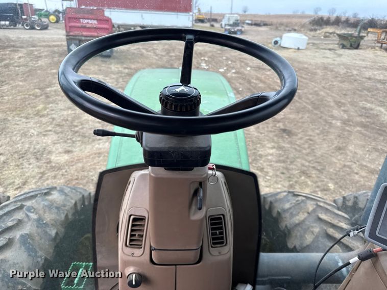 image for item EN0205 1999 John Deere 9200 4WD tractor